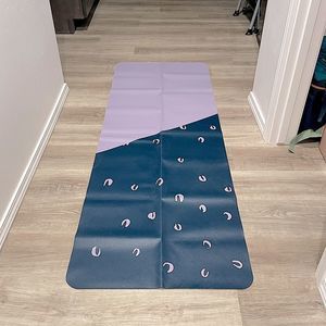 NWT Yoga fitness exercise travel mat; ladies regular yoga mat